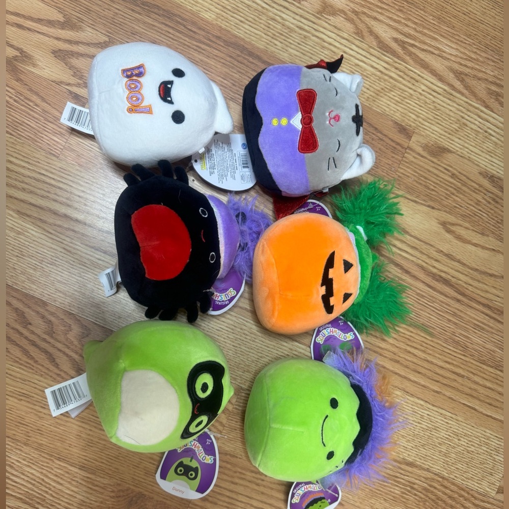 Halloween Squishmallows
